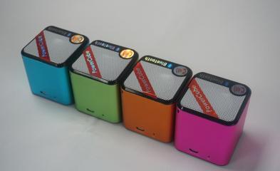 【迷你小四方塊藍牙音響 藍牙免提通話 帶FM收音 工廠私模批發(fā)】價格_廠家_圖片 -