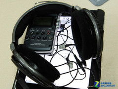 最具創(chuàng)意的藍(lán)牙耳機(jī) 中锘基z w88熱賣(mài)